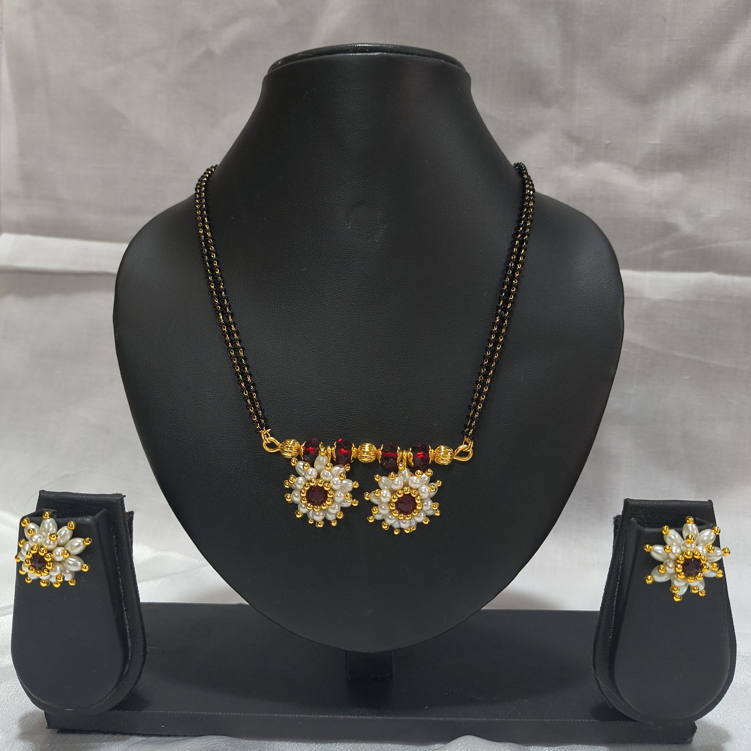 Mogra Bridal Necklace Set - Image 2