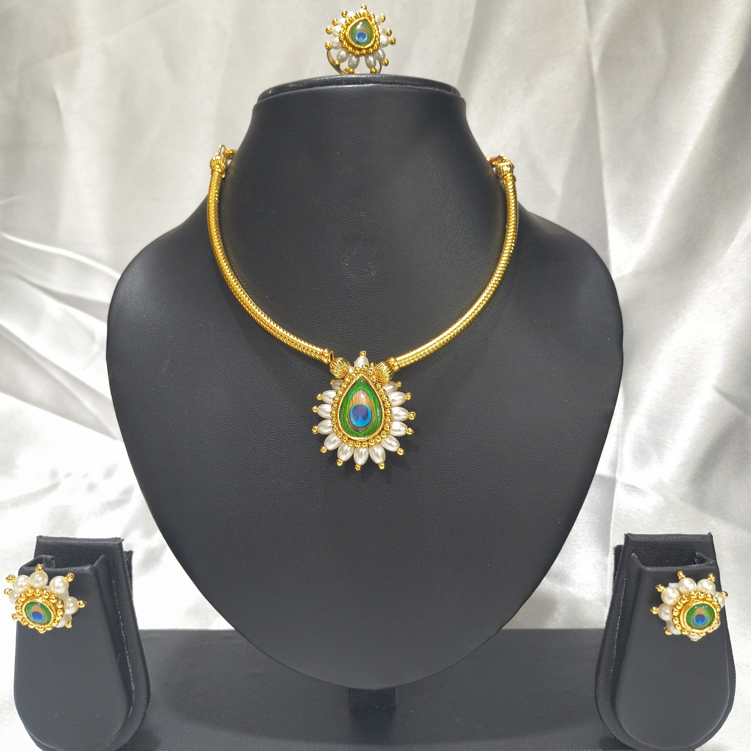 Minimal Mayur Sari Necklace Full Set - Image 3