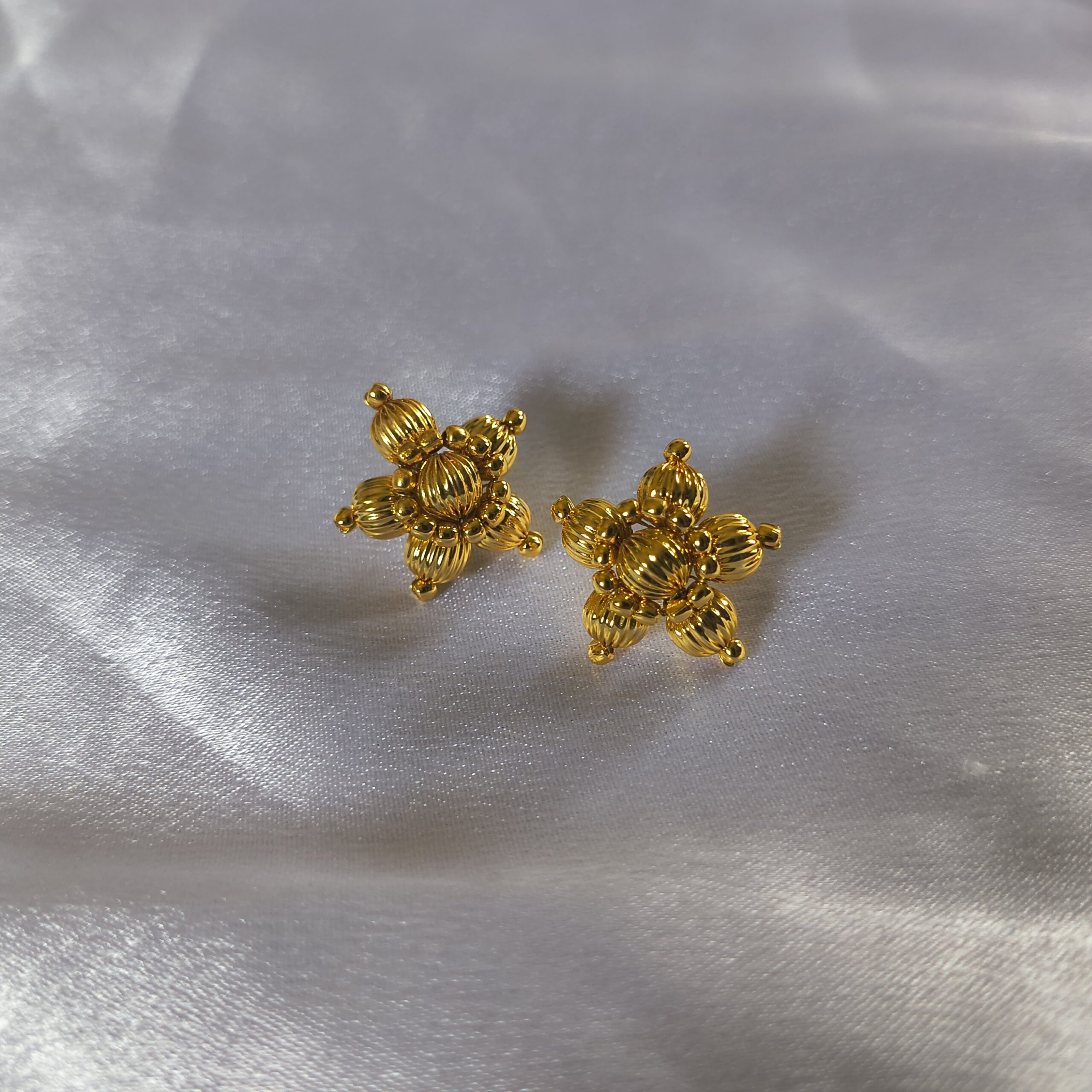 Savitri Chandra Mangalsutra| Fancy Chandracore Manglsutra With Ear Ring - Image 3