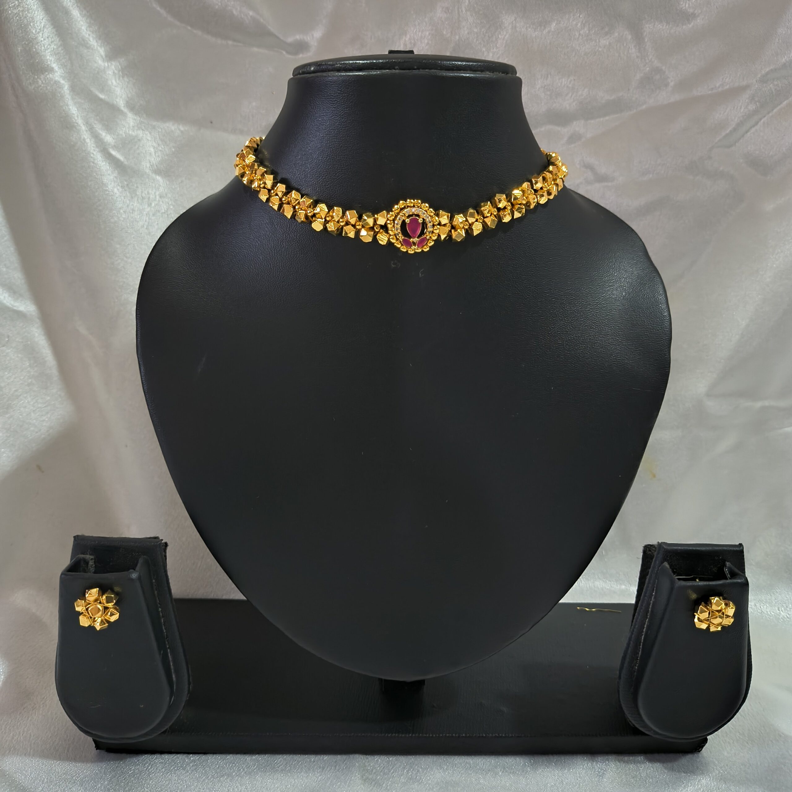 Ashtapailu Thushi Necklace with Earrings | Traditional Maharashtrian Jewellery Set - Image 4